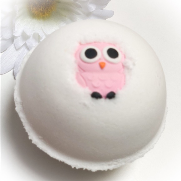 Adorable Set of Owl Effervescent XL Bath Bombs - Picture 2 of 4